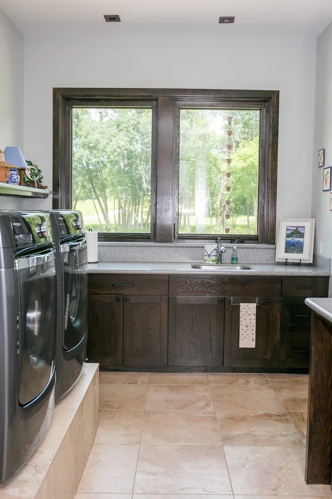 Contemporary Prairie by J.W. Neathery Custom Home Craftsman - Photo 10