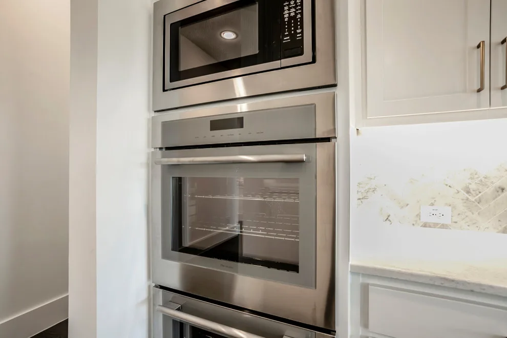 Preston Hollow Shift by Canterbury Custom Homes LLC - Photo 15