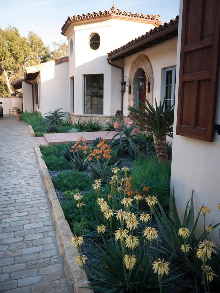 Riviera Classic by Lane Goodkind Landscape Architect - Photo 8
