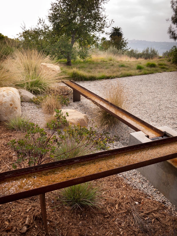 Riviera Modern by Lane Goodkind Landscape Architect - Photo 10