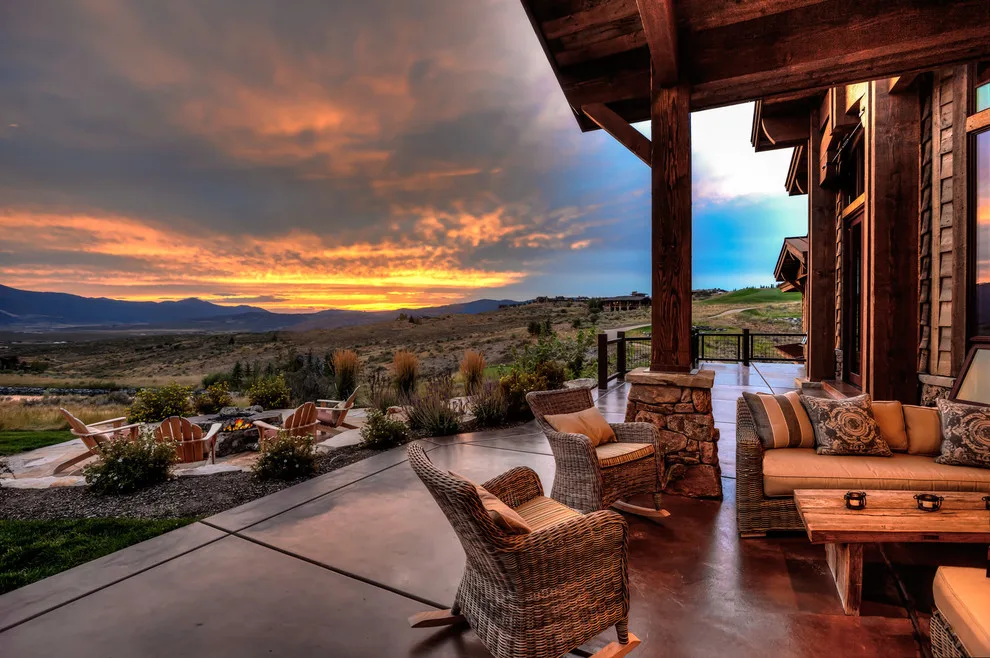 Promontory 6 Home by Douglas Knight Construction - Photo 3