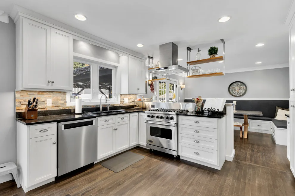 Contemporary Artisans Remodeling in Annandale Virginia by Horizon Building - Photo 35