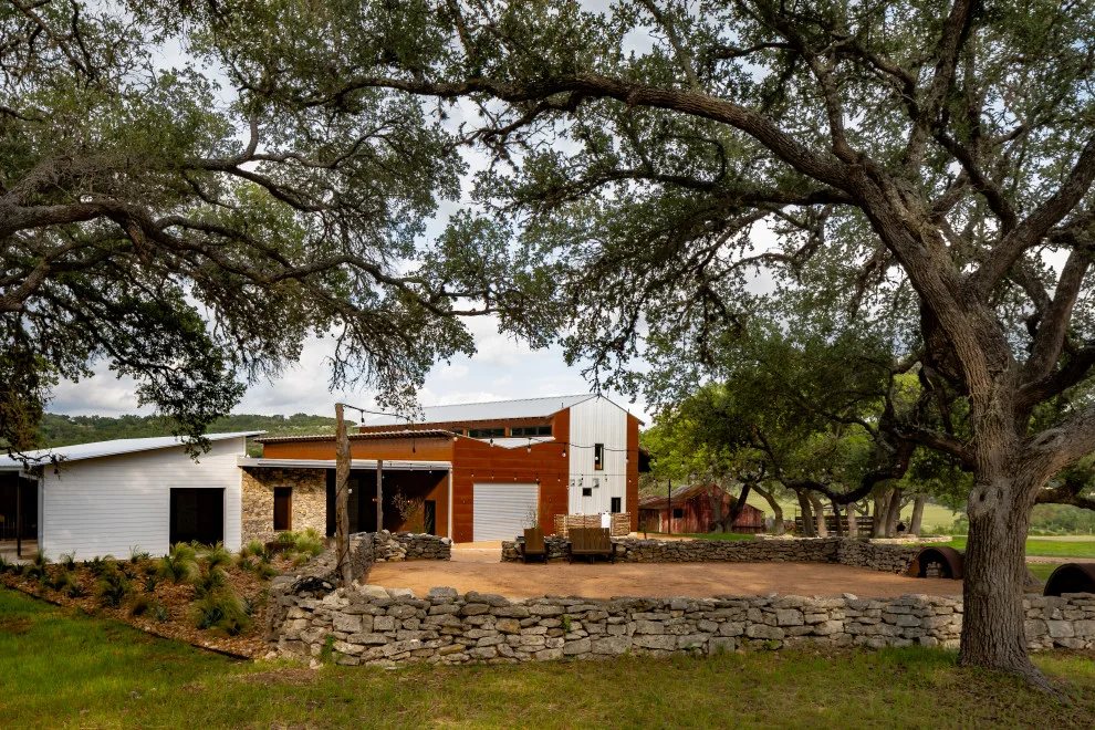 DeSilva Ranch by Blue Horse Building & Design - Photo 7