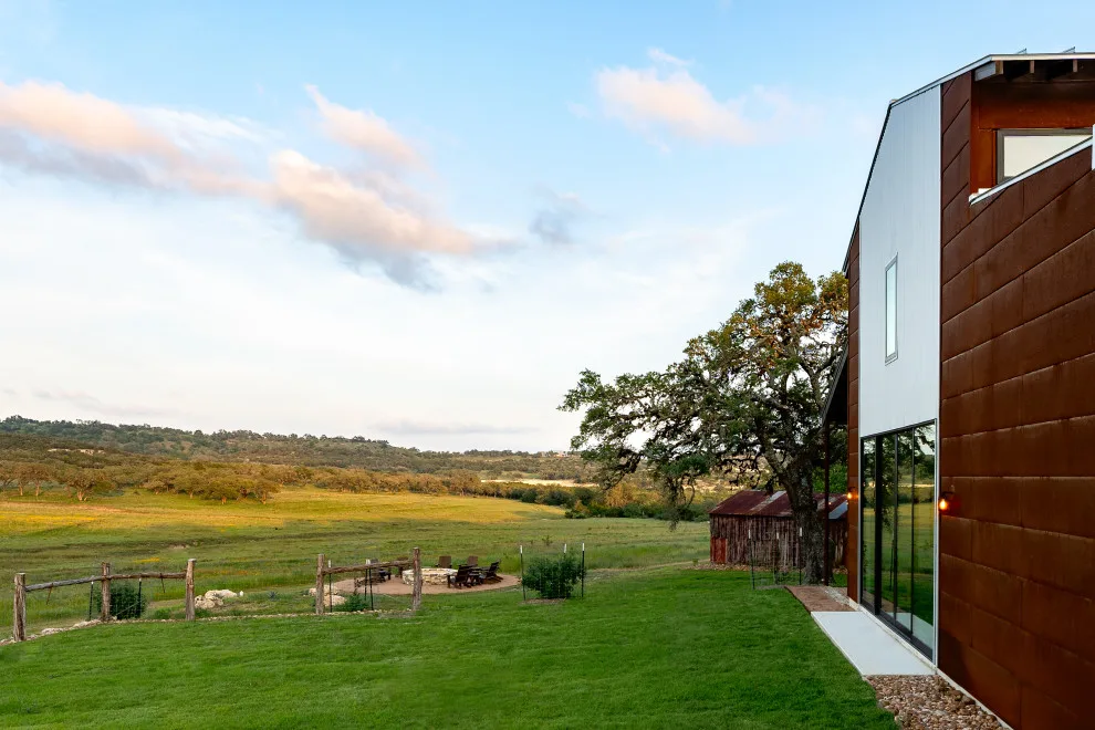 DeSilva Ranch by Blue Horse Building & Design - Photo 8