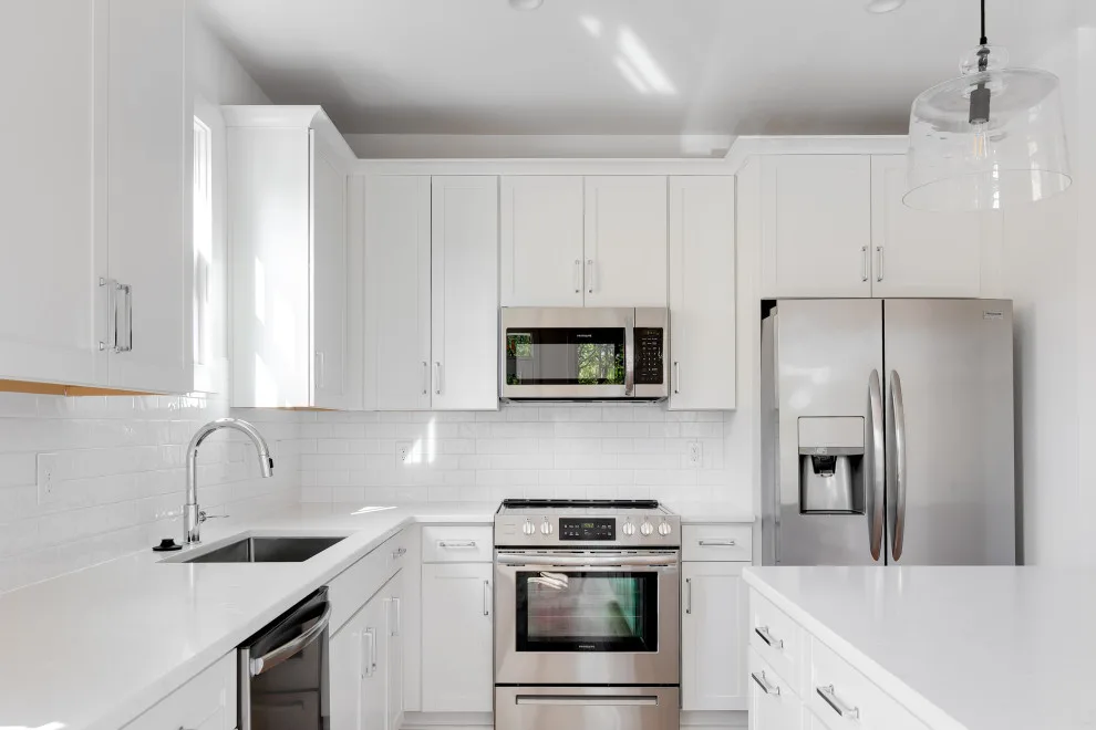 Elegant Minimalism | Richmond Duplex by Keel Custom Homes - Photo 8