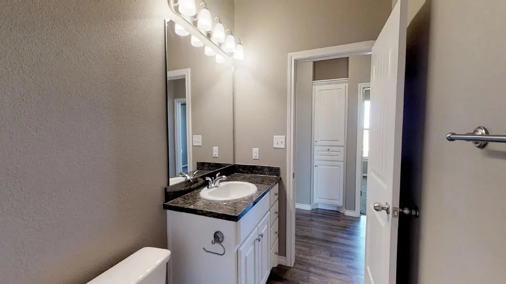Regency Era - 1719-1799 by Roten Homes, Inc. - Photo 8