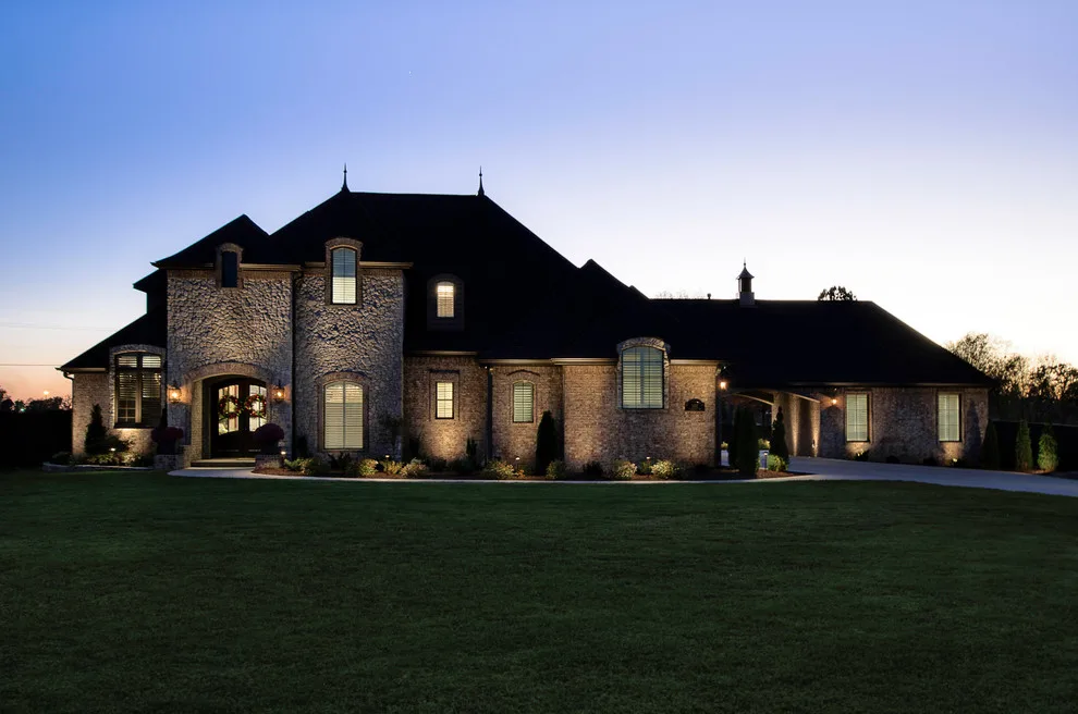 Ridgewood Bespoke Residence by Celtic Custom Homes - Photo 4