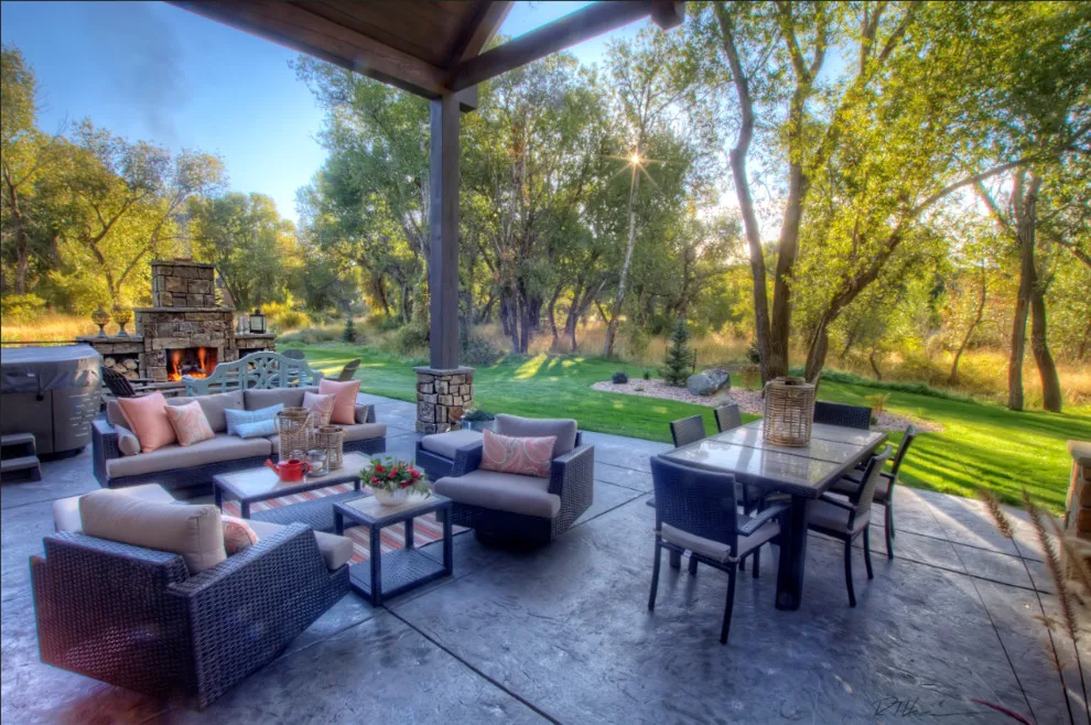 Riverbend Estates Craftsman Custom Home Transition by B&B Builders - Photo 8