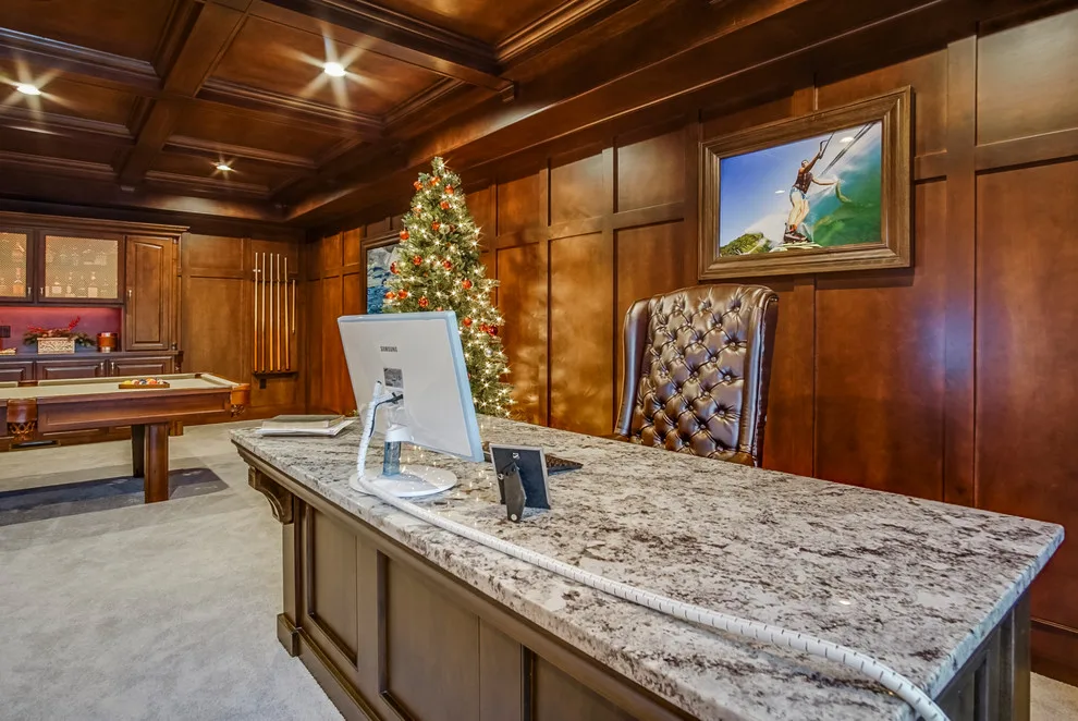 Robinson Interiors by Marcusse Construction - Photo 32