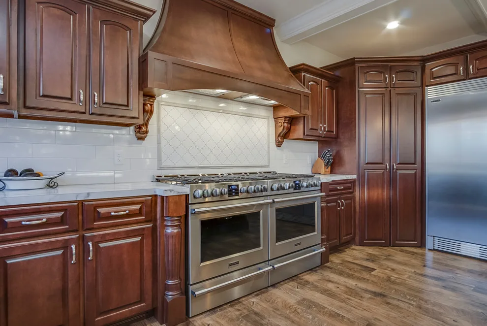 Robinson Interiors by Marcusse Construction - Photo 25