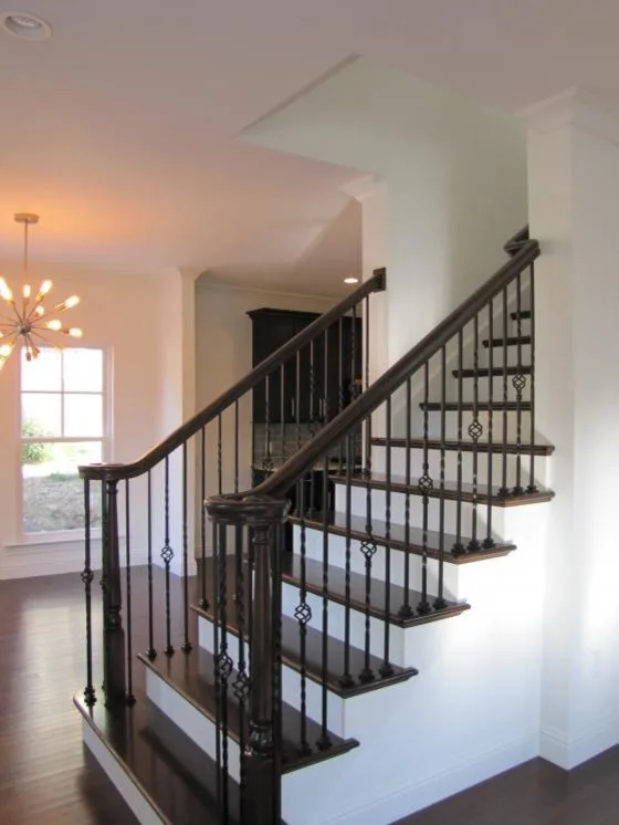 Rosewood Bespoke Residence by Mahn Custom Homes And Renovations - Photo 7