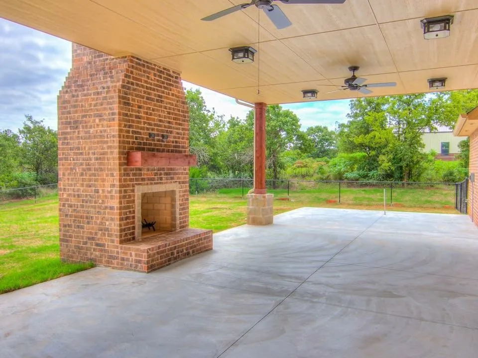 Personalized Outdoor Living by GarrettMaplesHomes - Photo 4