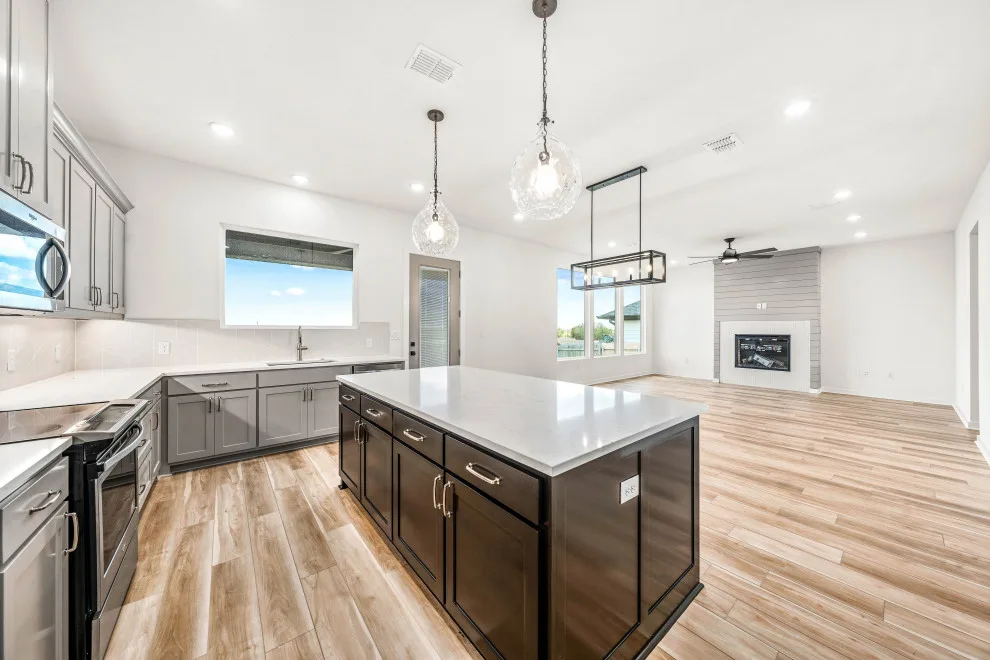 Peavy Homes, LLC - Photo 5
