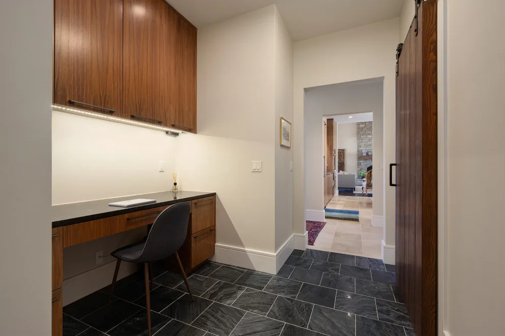 Homoly Design + Build - Photo 8