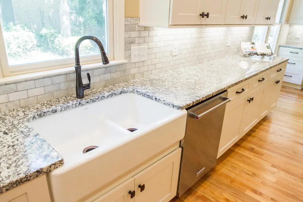 Effortless Kitchen Makeover by Pythoge Custom Homes And Renovations - Photo 9