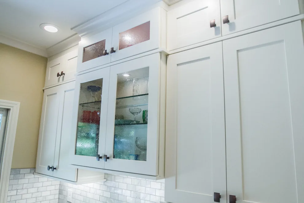 Effortless Kitchen Makeover by Pythoge Custom Homes And Renovations - Photo 2