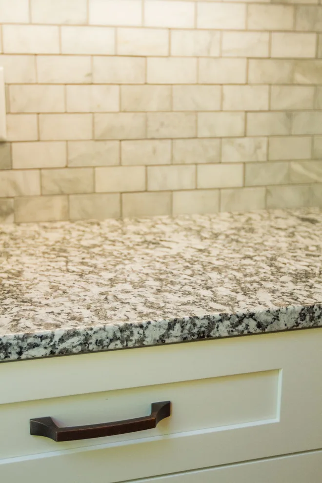 Effortless Kitchen Makeover by Pythoge Custom Homes And Renovations - Photo 6