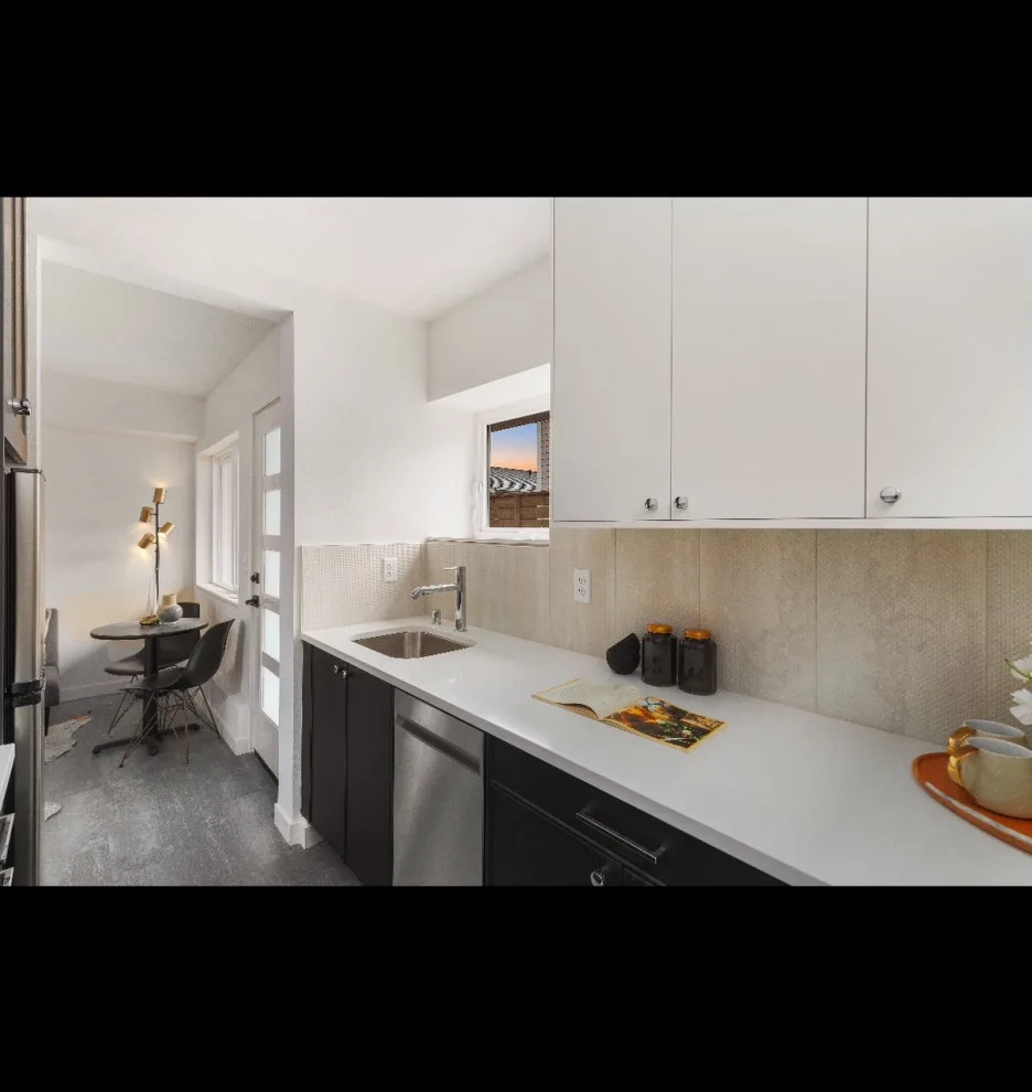 Seattle Six-Plex Townhouses by Seattle Custom Contractors - Photo 9