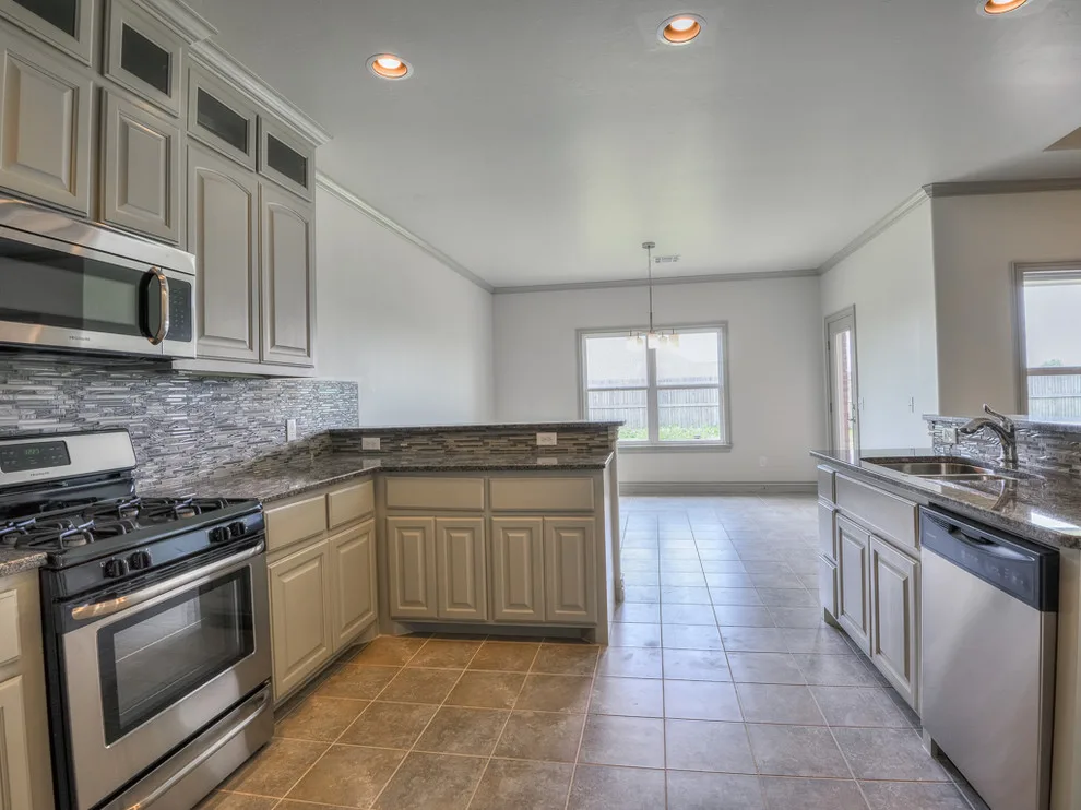 2015 Showcase Homes by Authentic Custom Homes - Photo 18