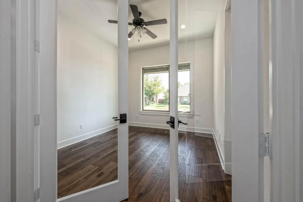 Home Display by Peavy Homes, LLC - Photo 2