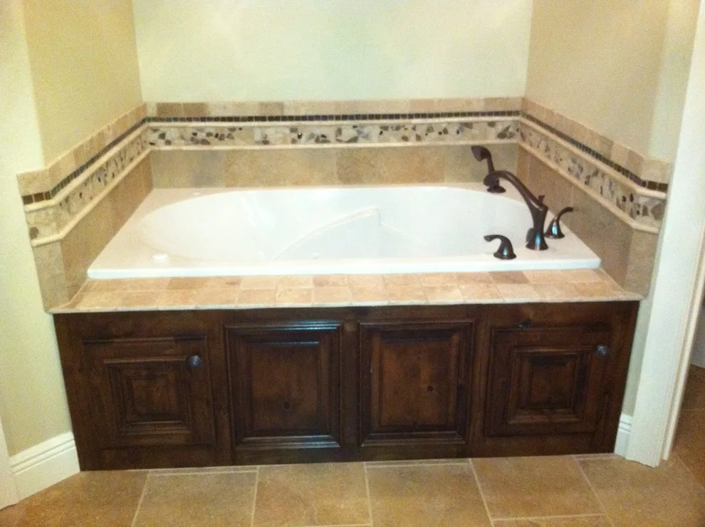 Exhibit Residence by Denton Contractors LLC. - Photo 43