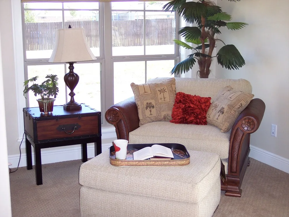 Exhibit Residence by Denton Contractors LLC. - Photo 21