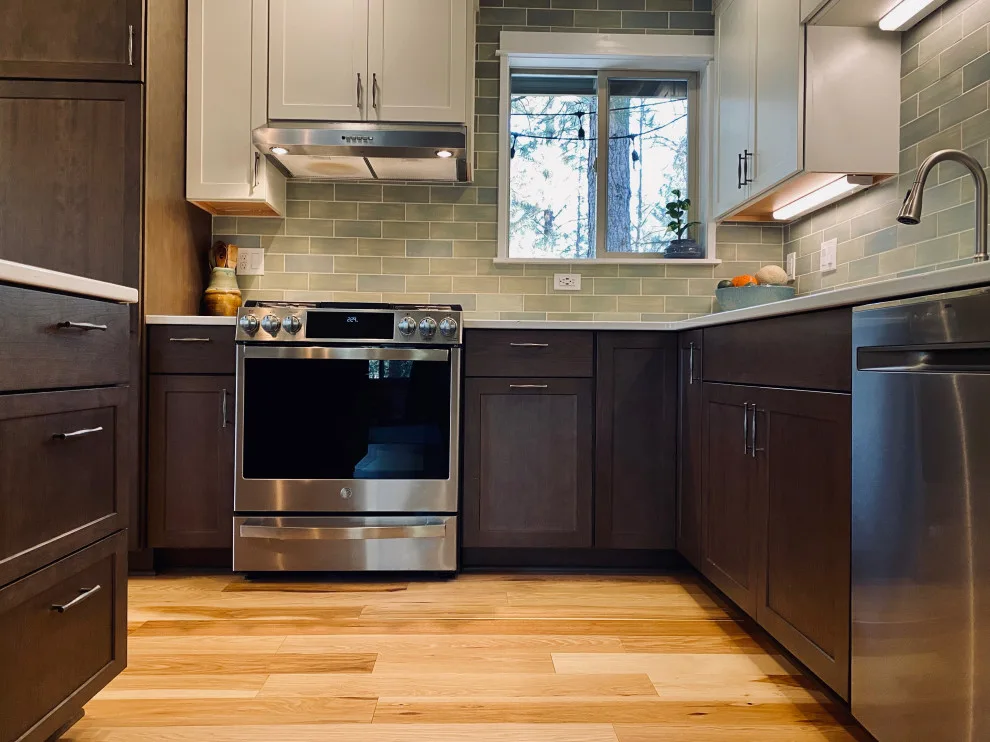 Sisters Kitchen Renovation by Bend Craftsmen Company LLC - Photo 6