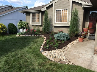 Landscape beds by Amerilawn - Photo 6