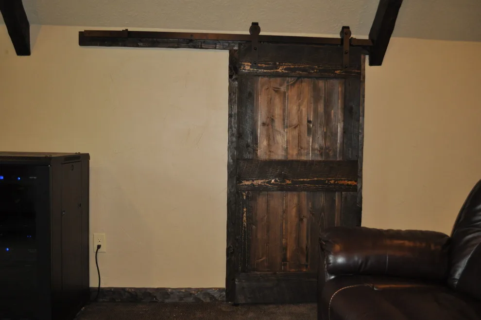 Shifting Entrances by Newton Log Homes Construction - Photo 2