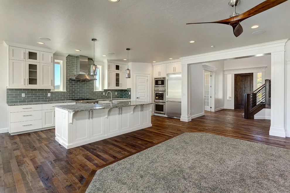 Highland Homes LLC - Photo 13