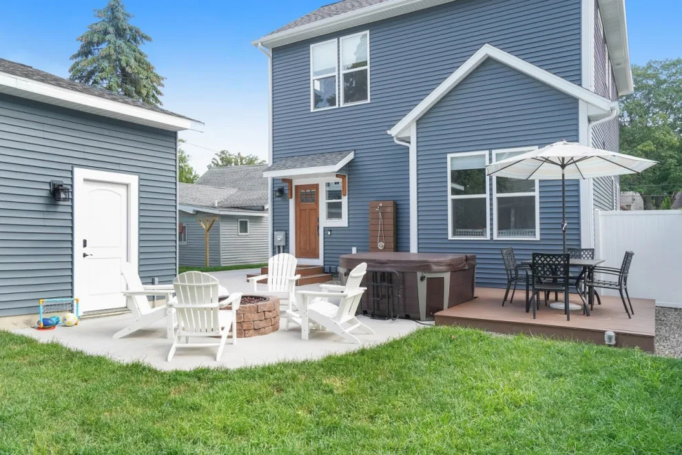 South Haven Holiday Rental by North Cove Builders - Photo 24