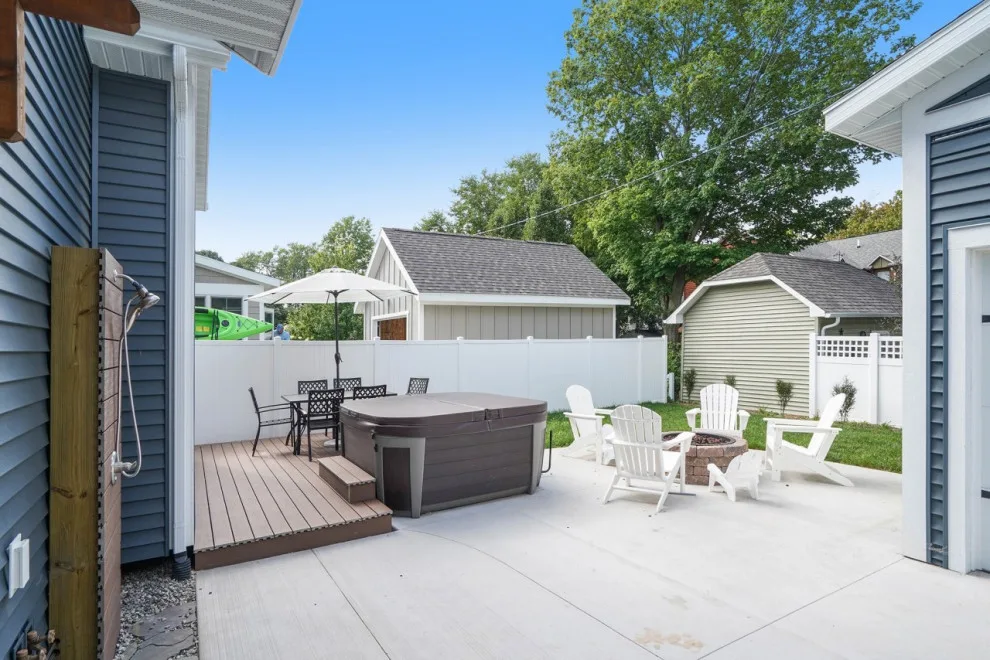 South Haven Holiday Rental by North Cove Builders - Photo 18