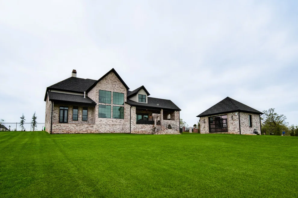 Southgate Estates Residence, 6300 square feet by Celtic Custom Homes - Photo 12