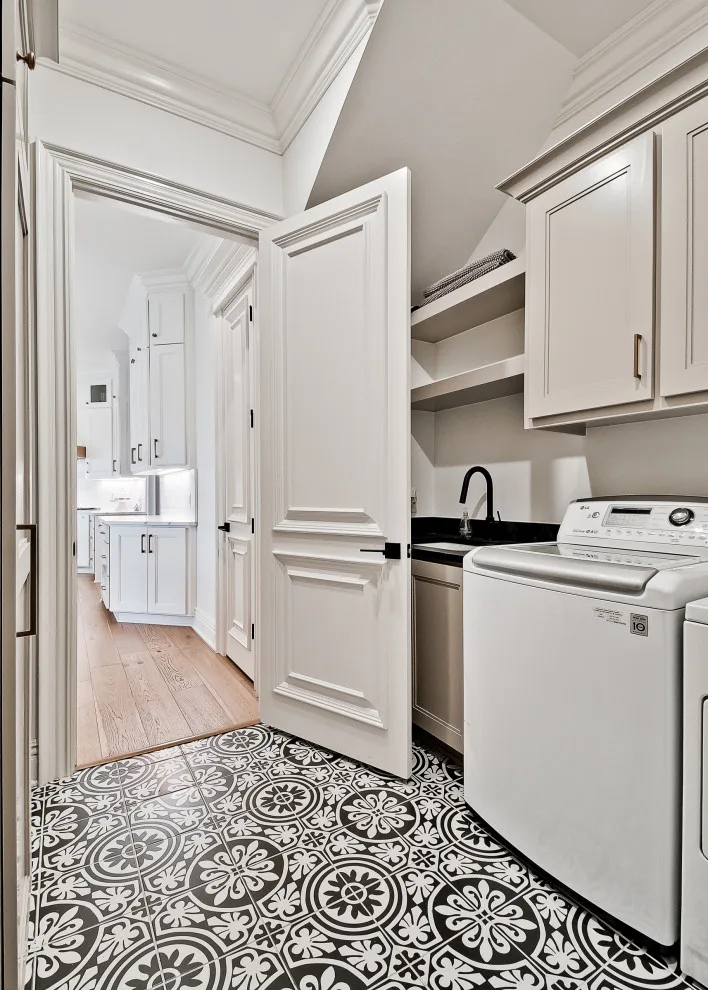 Southgate Estates Residence, 6300 square feet by Celtic Custom Homes - Photo 75