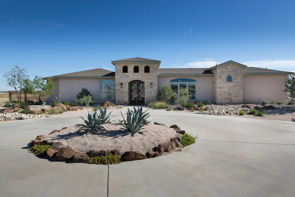 Southwestern Estate by Anderson Fine Homes - Photo 10