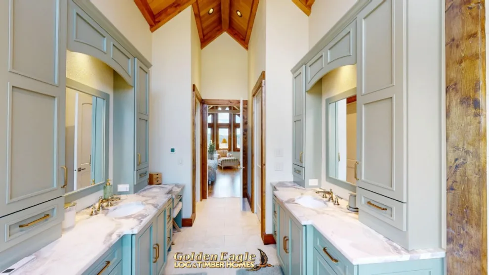Resort-Quality Escapes by Golden Eagle Log & Timber Homes - Photo 38
