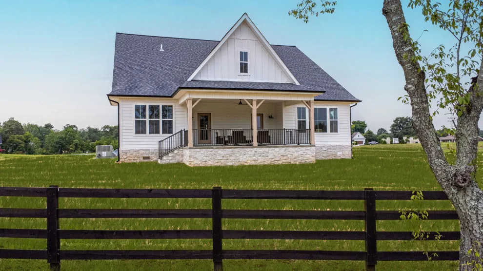 MC Homes - Photo 9