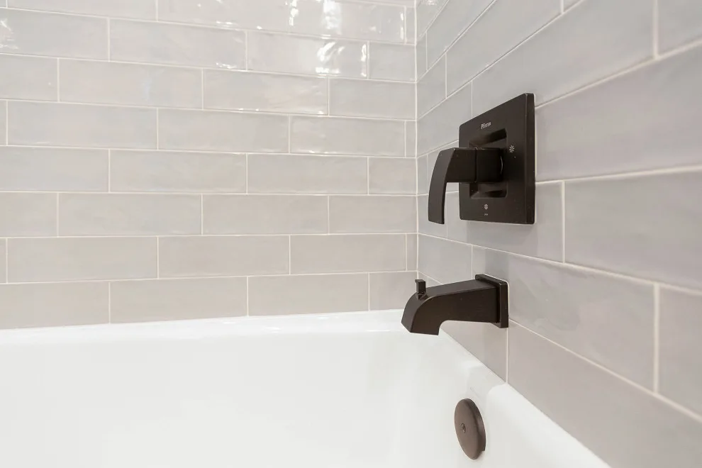 Riverside Homes Custom - Photo 8