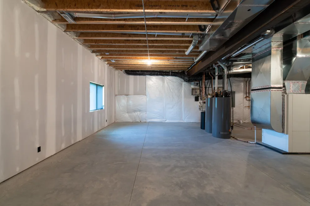 Modern Tailored Residence by Bloomfield Custom Homes - Photo 44