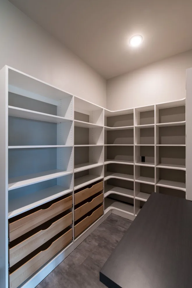 Modern Tailored Residence by Bloomfield Custom Homes - Photo 15