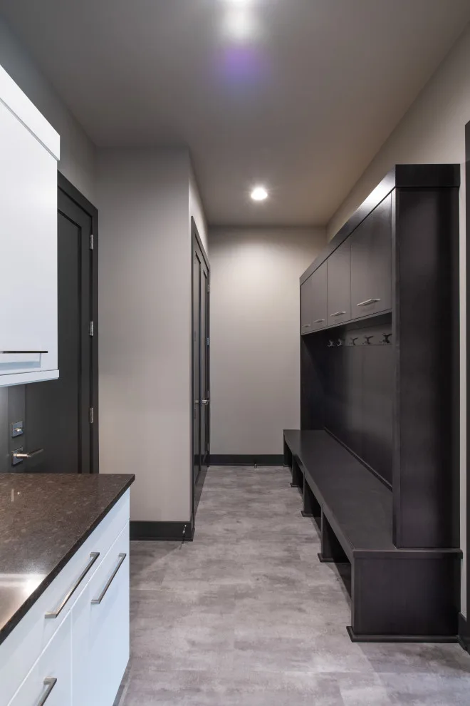 Modern Tailored Residence by Bloomfield Custom Homes - Photo 25
