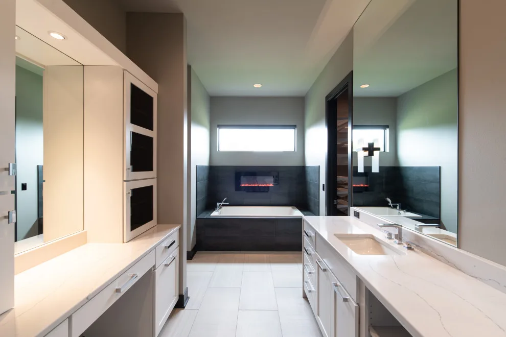 Modern Tailored Residence by Bloomfield Custom Homes - Photo 43