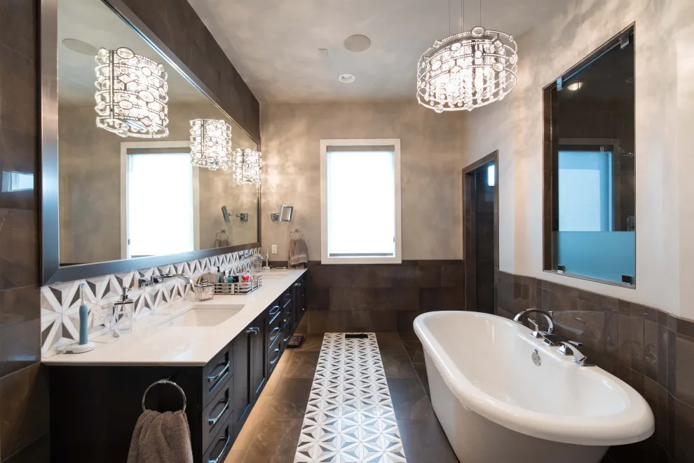 Contemporary and Transitional Bespoke Home by Bloomfield Custom Homes - Photo 39