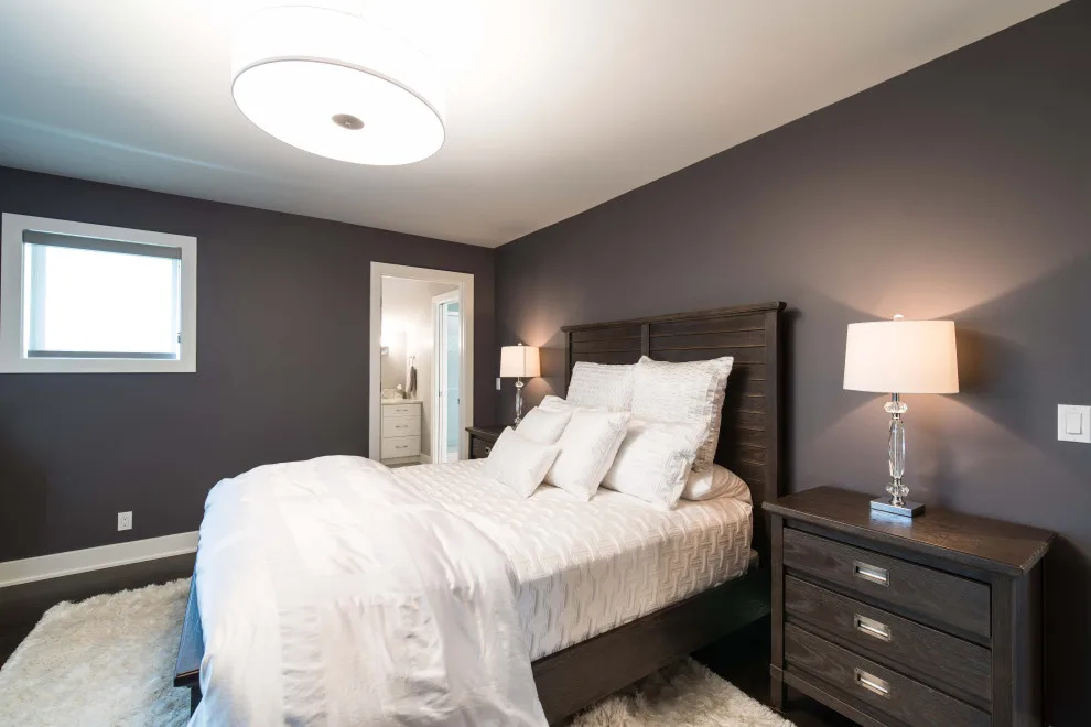 Contemporary and Transitional Bespoke Home by Bloomfield Custom Homes - Photo 42