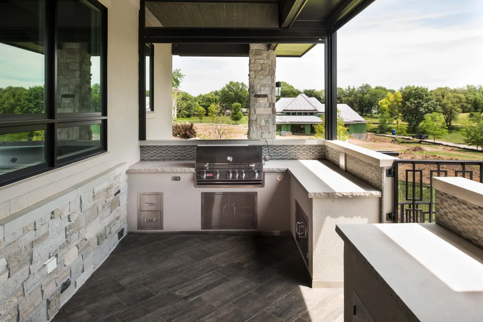 Contemporary and Transitional Bespoke Home by Bloomfield Custom Homes - Photo 7