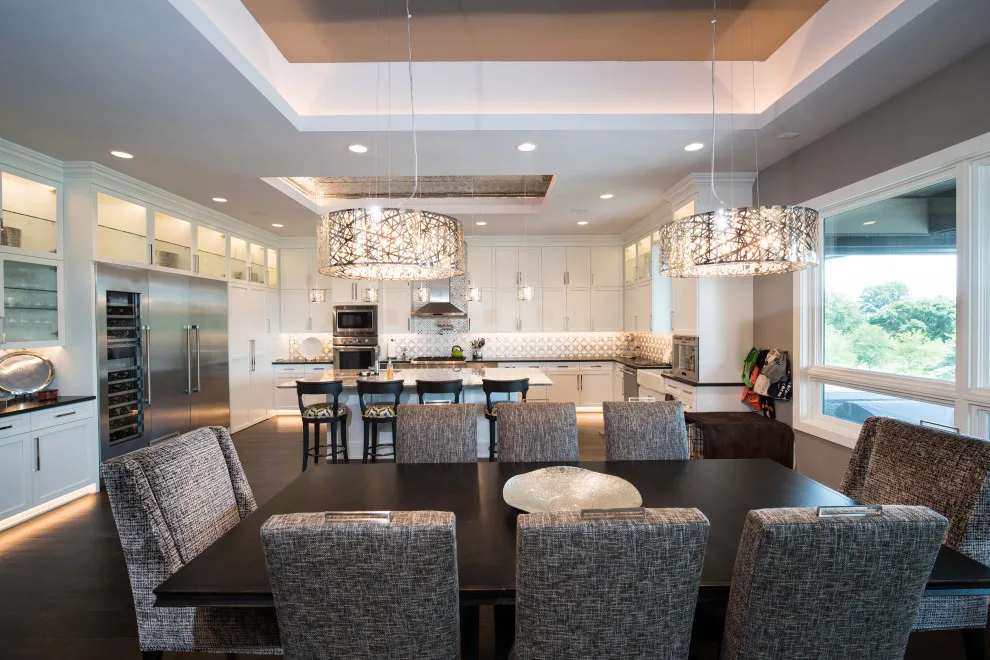 Contemporary and Transitional Bespoke Home by Bloomfield Custom Homes - Photo 23