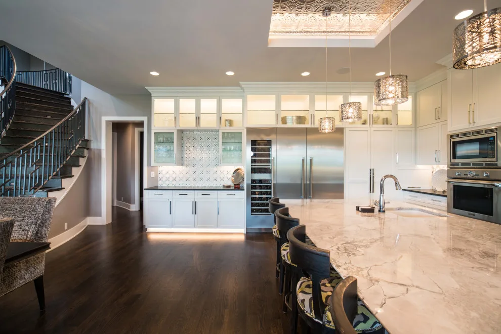 Contemporary and Transitional Bespoke Home by Bloomfield Custom Homes - Photo 17