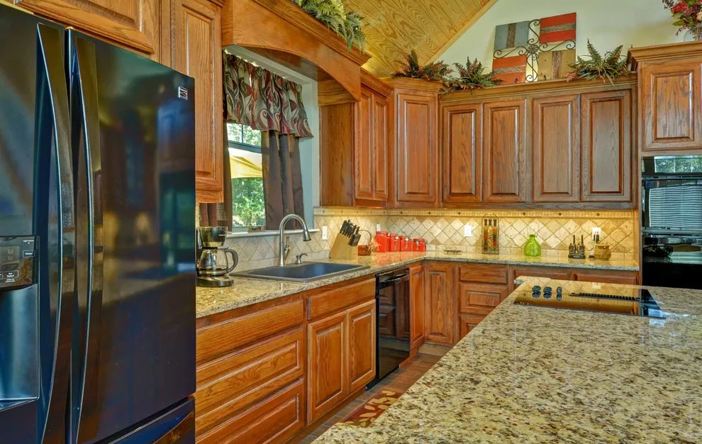 East Texas Lakeside Residence by Mike Blake Custom Homes - Photo 7
