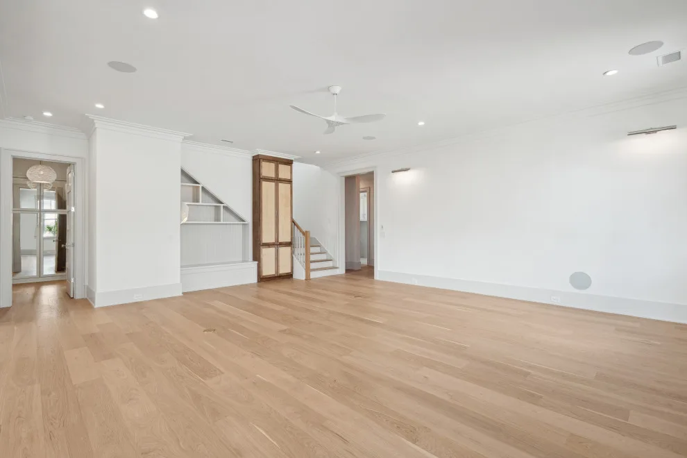 Delpino Custom Homes - Photo 8