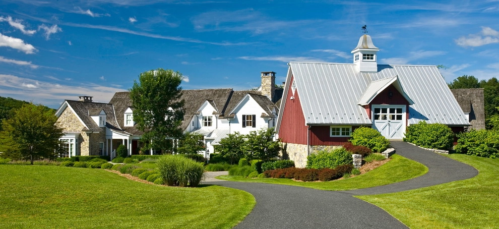 New estate home in the valley by Liquidscapes - Photo 16